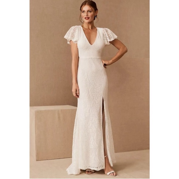 Fame and Partners Lace Wedding Gown - Picture 8 of 11